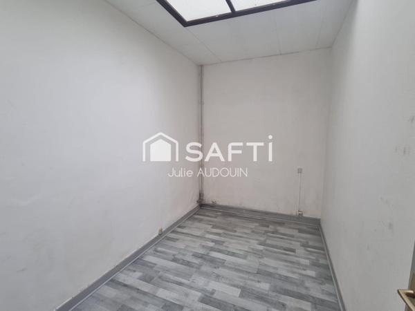 Centre-ville de Matha – 2 logements + Grand Dépôt