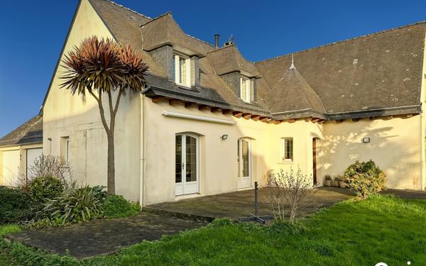 Maison à vendre    6 pièces •  Languidic