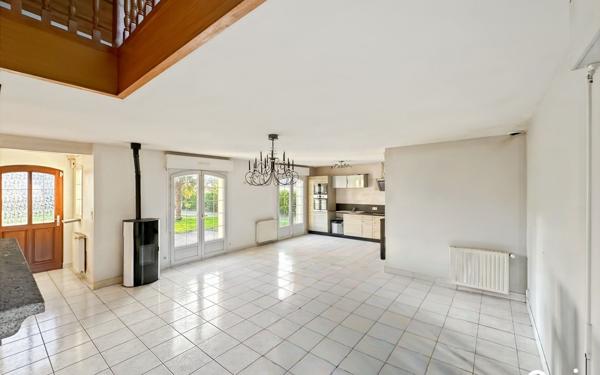 Maison à vendre    6 pièces •  Languidic