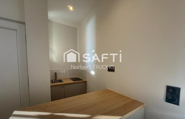 STUDIO 17M2 - REFAIT A NEUF PAR ARTISAN