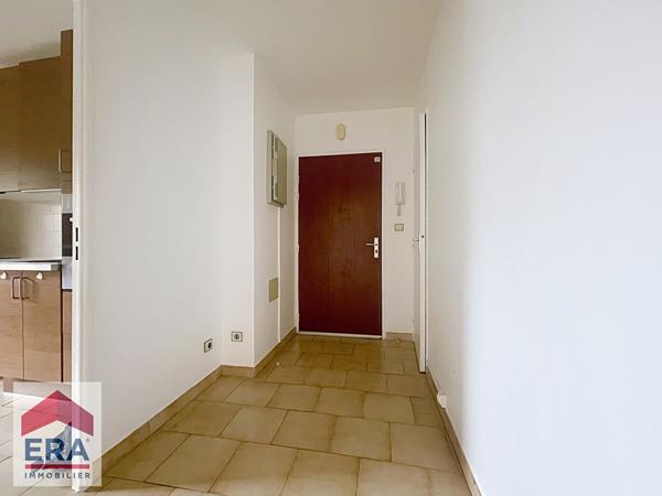 Exclusivité ERA VP IMMO - Superbe appartement T3 lumineux à louer à Marseille, Roy d'Espagne