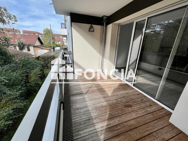 Location Appartement 2 pièces 40.14 m² - 21 RUE DE LA REPUBLIQUE Ville La Grand 74100