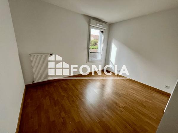 Location Appartement 2 pièces 40.14 m² - 21 RUE DE LA REPUBLIQUE Ville La Grand 74100