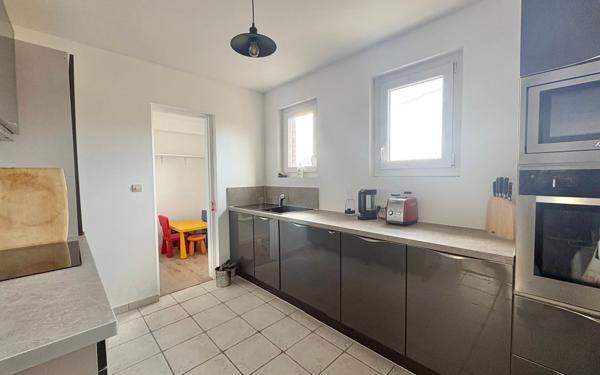 Maison à vendre    4 pièces • 105 m2 Montivilliers