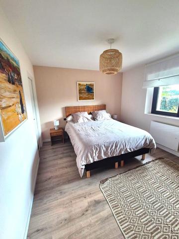 Maison familiale rénovée, piscine et vue sur la riviere