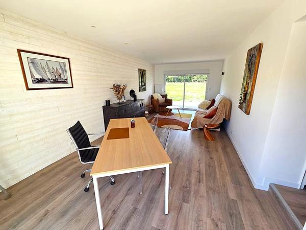 Maison familiale rénovée, piscine et vue sur la riviere