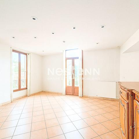 À vendre : Appartement 3 pièces, au coeur de Sisteron