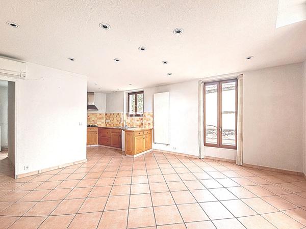 À vendre : Appartement 3 pièces, au coeur de Sisteron