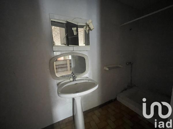 Maison de village 5 pièces de 97 m² à Pépieux (11700)