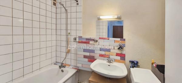 25200 GRAND CHARMONT – APPARTEMENT T3 – 2 CHAMBRES – LUMINEUX