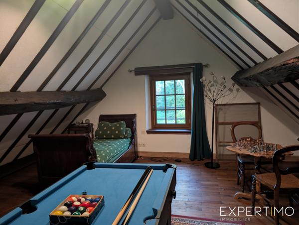 Commentry (03600) Ancien moulin et gîte à forte rentabilité sur 3,8 hectares