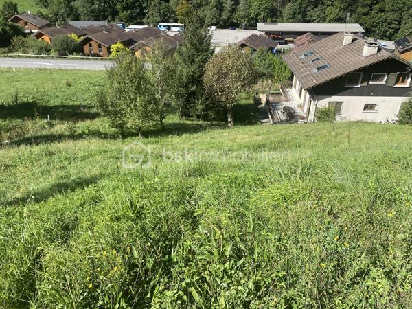 Terrain de 663 m²
