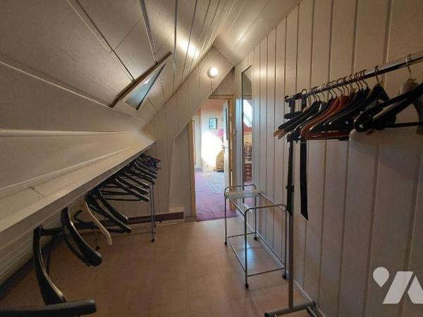 Maison 5 pièces à vendre à Pontivy (56300) - Morbihan

Située dans un quartier calme et reche...