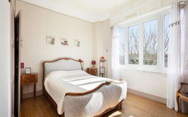 Maison à vendre    5 pièces •  Aire-sur-l'Adour