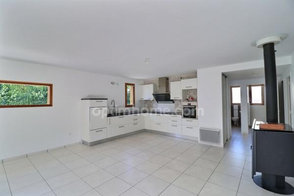 Maison T5 92 m² à Treillières (Campagne)