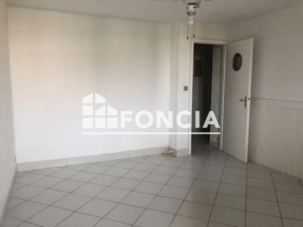 Location Appartement 2 pièces 34.86 m² - 7 RUE SARRET COUSSERGUE Le Cap D'agde 34300