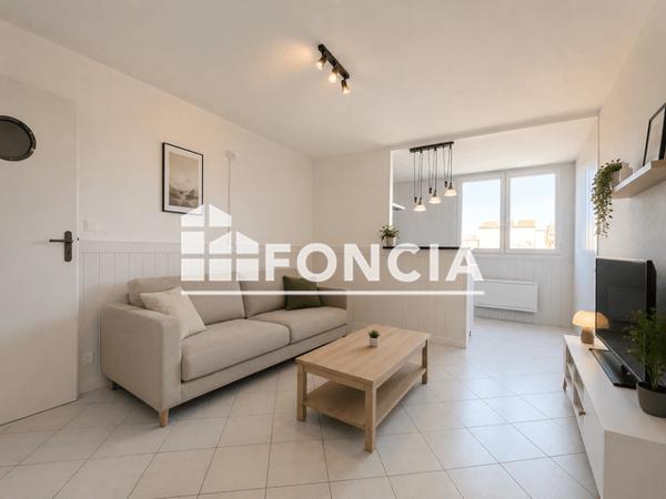 Location Appartement 2 pièces 34.86 m² - 7 RUE SARRET COUSSERGUE Le Cap D'agde 34300