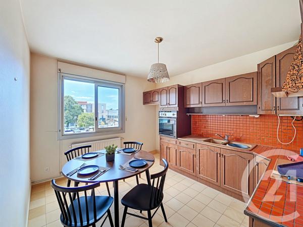 Appartement à vendre  4 pièces - 80 m2 CORBAS - 69