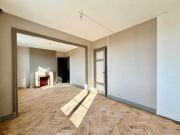 Appartement 3 pièce(s) 2 chambre(s) 69 m²