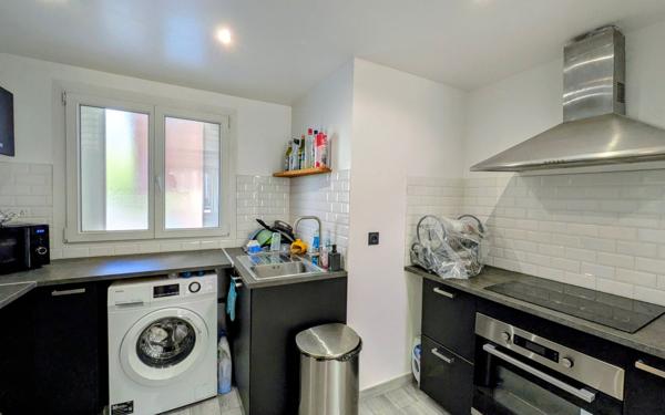 Appartement à louer    2 pièces • 50,29 m2 Toulon