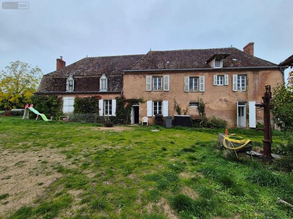 Maison de ville à vendre à Cluis dans l'Indre (36340), ref : CG/409
