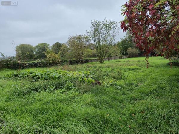 Maison de ville à vendre à Cluis dans l'Indre (36340), ref : CG/409