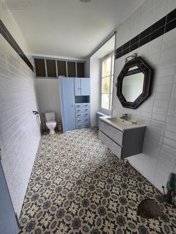 Maison de ville à vendre à Cluis dans l'Indre (36340), ref : CG/409