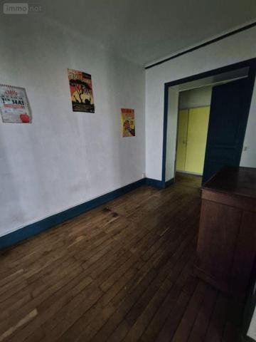 Maison de ville à vendre à Cluis dans l'Indre (36340), ref : CG/409