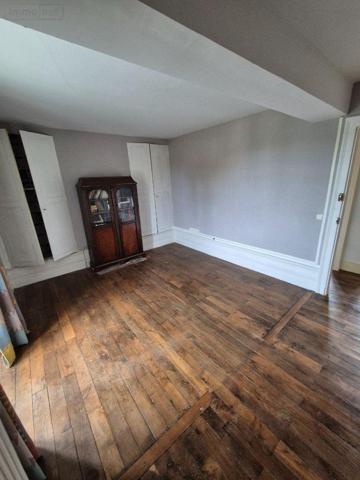 Maison de ville à vendre à Cluis dans l'Indre (36340), ref : CG/409