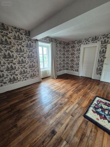 Maison de ville à vendre à Cluis dans l'Indre (36340), ref : CG/409