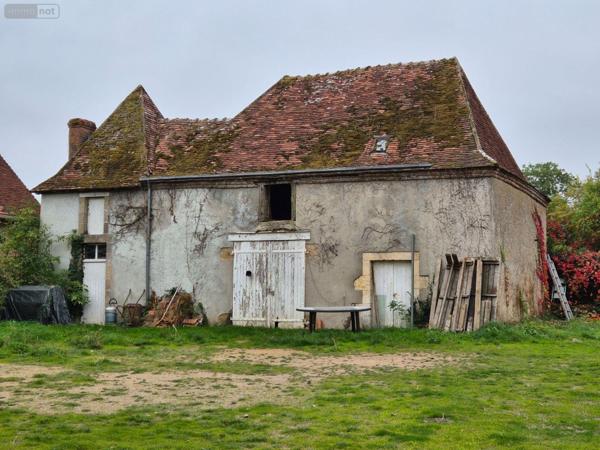Maison de ville à vendre à Cluis dans l'Indre (36340), ref : CG/409