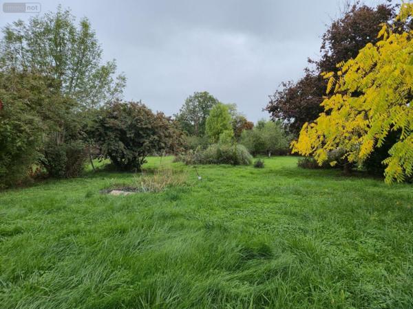 Maison de ville à vendre à Cluis dans l'Indre (36340), ref : CG/409