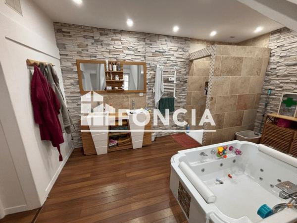 À vendre Maison 7 pièces 250 m² - Auffay 76720