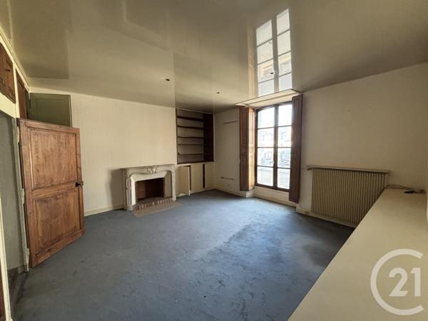 Immeuble à vendre  315 m2 MENNECY - 91