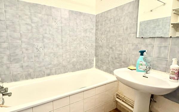 Appartement à vendre    1 pièce • 17,82 m2 Nice