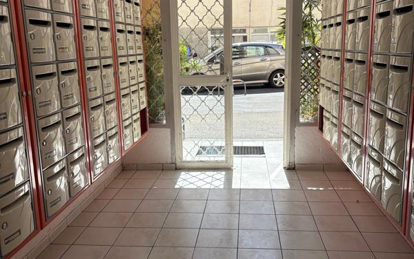 Appartement à vendre    1 pièce • 17,82 m2 Nice