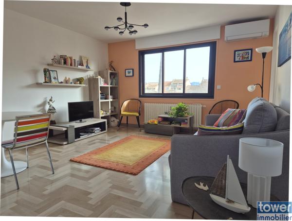 Appartement
                                                                                                                                                                                                                                                                                                                        2 pièce(s)                                                                                                                                                                                                          1 chambre(s)                                                                                                                                                                                                          47  m²