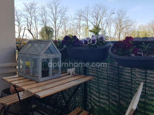 TALANT 21240, SECTEUR RÉSIDENTIEL - APPARTEMENT T3 - 54 M² - 2 CHAMBRES - BALCON - LOGGIA - CAVE