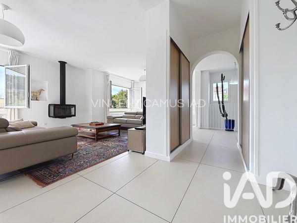 Maison à vendre 6 pièces 175 m² Sanary-sur-Mer