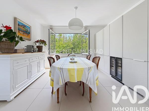 Maison à vendre 6 pièces 175 m² Sanary-sur-Mer