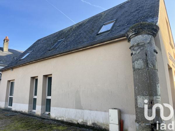 Maison 8 pièces de 130 m² à Neuvy-le-Roi (37370)