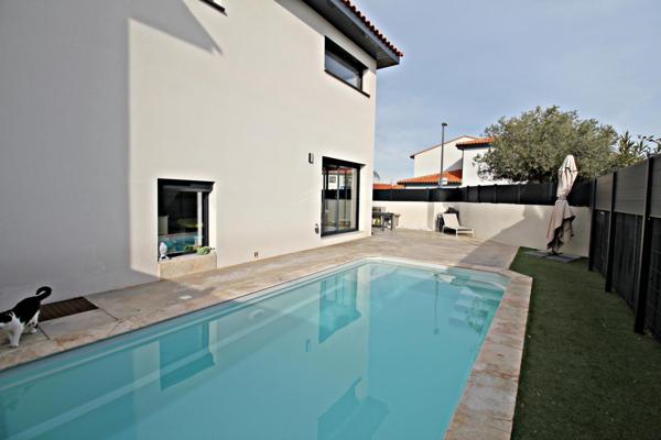 Maison 4 chambres garage jardin et piscine