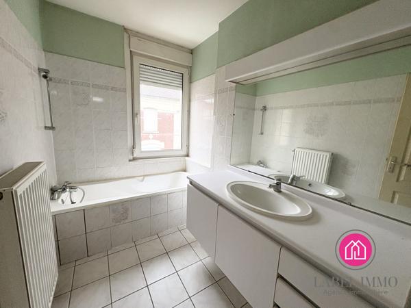 Maison de ville en semi plain pied