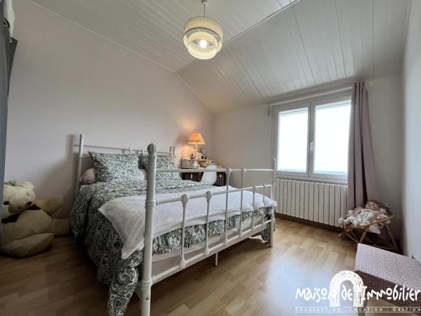 Vente Maison familiale avec vue dégagée, piscine et dépendances - 5 pièces - 153m² – VAL DE COGNAC