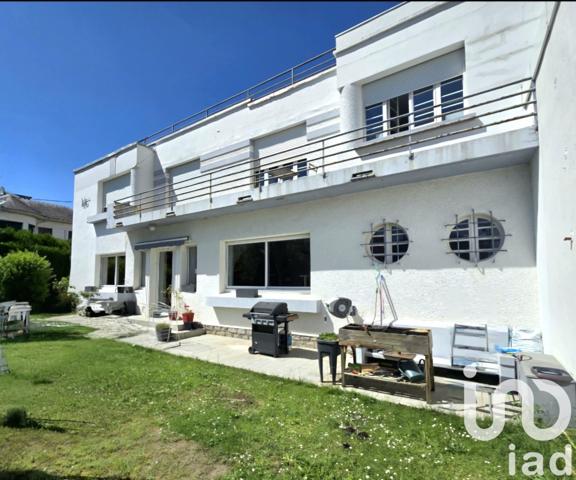 Maison 8 pièces de 180 m² à Lourdes (65100)