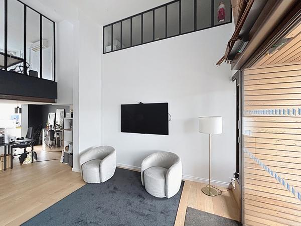 Local commercial , Laval Local commercial , Laval