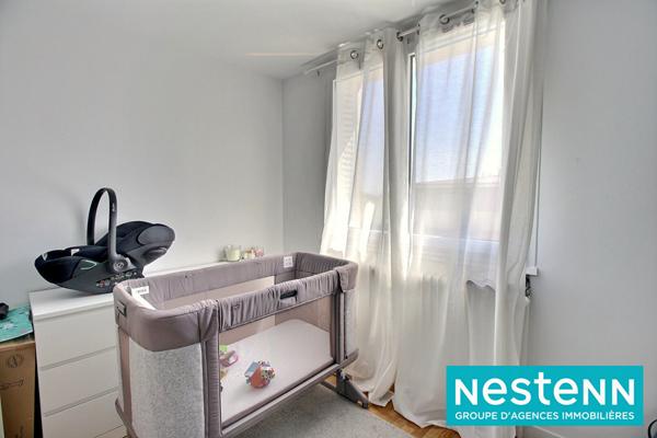 Appartement 3 pièces, dernier étage avec ascenseur, 2 balcons, 69330 MEYZIEU