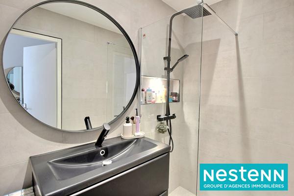 Appartement 3 pièces, dernier étage avec ascenseur, 2 balcons, 69330 MEYZIEU