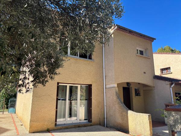 Maison + studio + dépendance et atelier