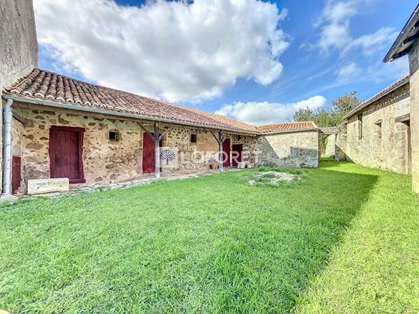 Achat maison près de GOURGE - 5 pièce(s) - 170 m² - 339 490 €